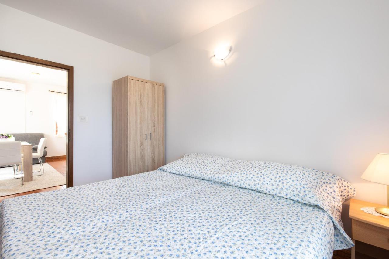 Apartment Drago *Cosy & Close To The Beach! كرك المظهر الخارجي الصورة