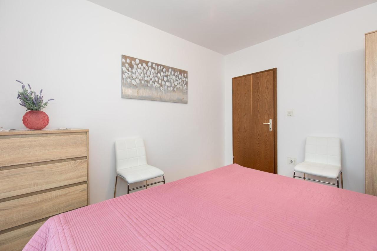 Apartment Drago *Cosy & Close To The Beach! كرك المظهر الخارجي الصورة